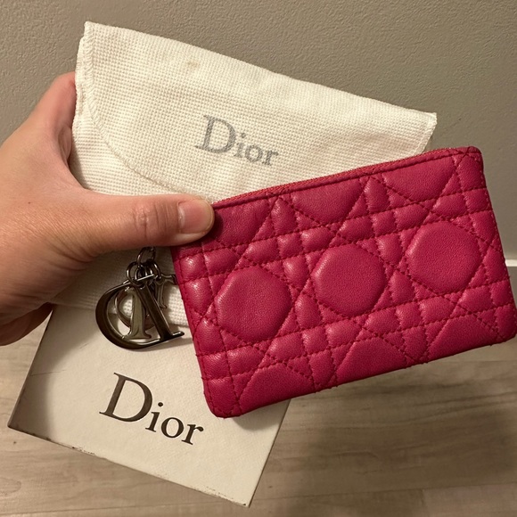 Dior Accessories - DIOR zippy compact wallet